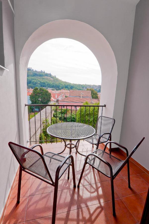 Mestsky Penzion Mikulov Kültér fotó